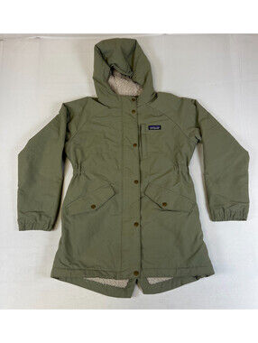 Patagonia Girls Insulated Isthmus Parka Jacket Size 12 Garden Green Hooded